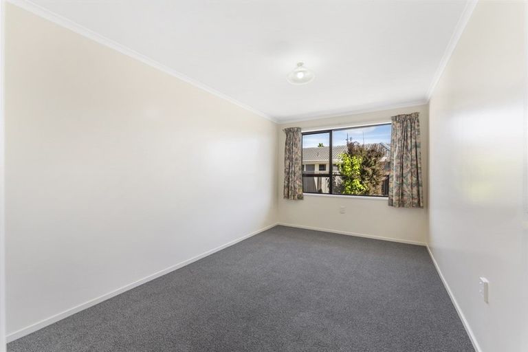 Photo of property in 2/54 Arran Crescent, Woolston, Christchurch, 8062