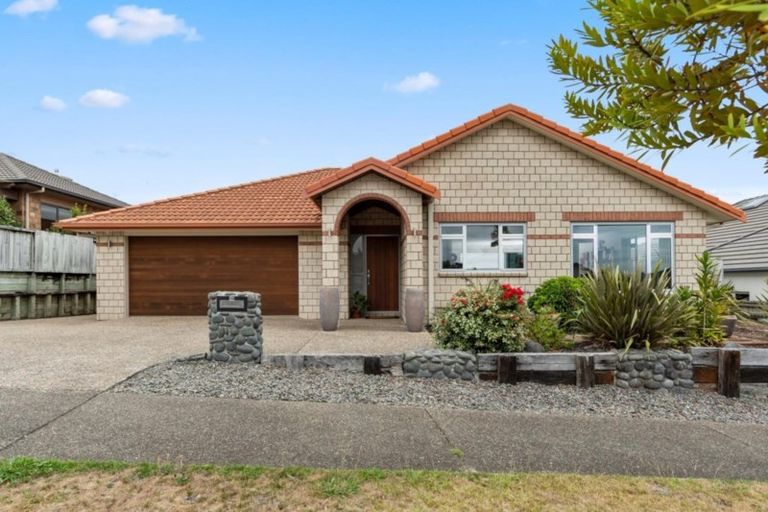 Photo of property in 48 Rexford Heights, Pyes Pa, Tauranga, 3112