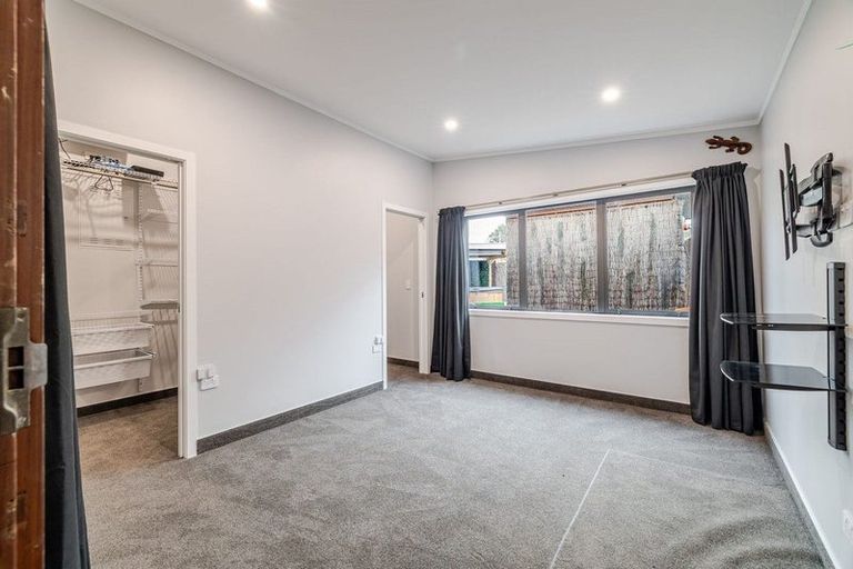 Photo of property in 71 Punga Street, Tangimoana, 4822