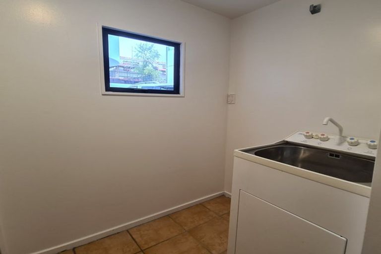 Photo of property in 28d Cranmer Square, Christchurch Central, Christchurch, 8013