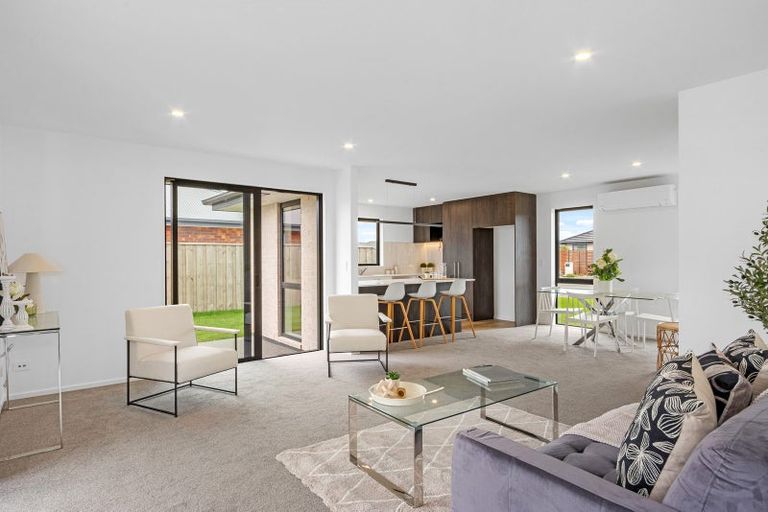 Photo of property in 7 Freeville Place, New Brighton, Christchurch, 8083