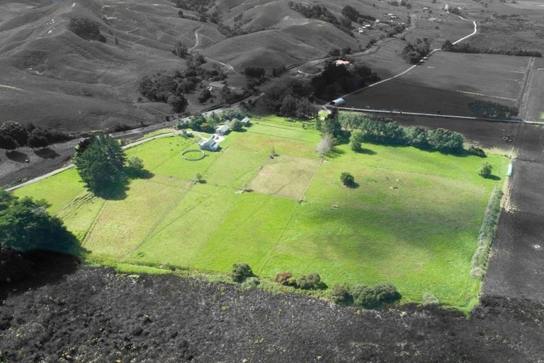 Photo of property in 3483 Kaipara Coast Highway, Glorit, Warkworth, 0984