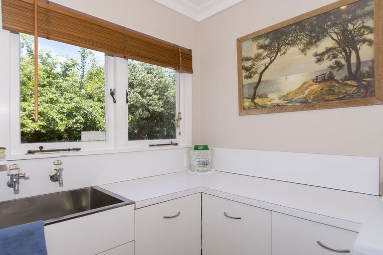 Photo of property in 100 Mansels Road, Parkvale, Tauranga, 3112