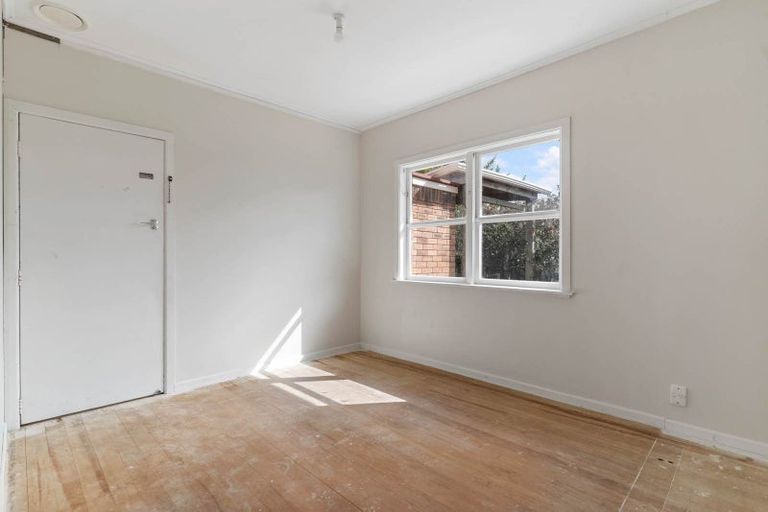 Photo of property in 57 Ranui Avenue, Ranui, Auckland, 0612