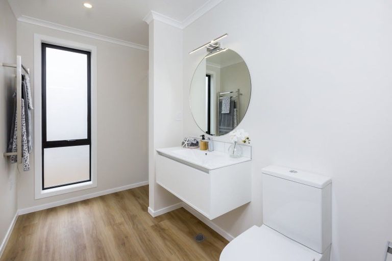 Photo of property in 34 Dahl Drive, Wallaceville, Upper Hutt, 5018