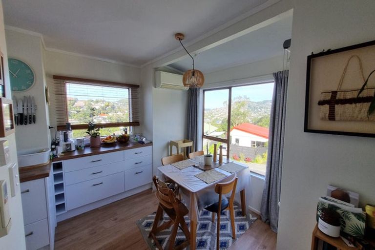 Photo of property in 18 Govind Grove, Ngaio, Wellington, 6035