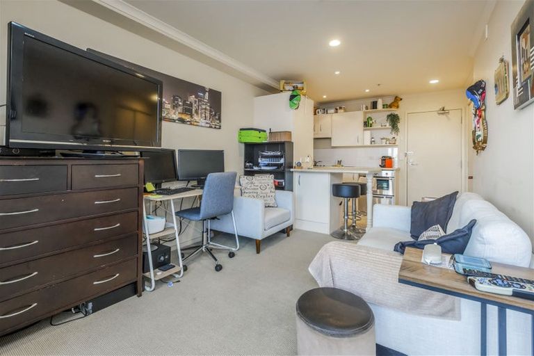 Photo of property in The Rennaissance, 11b/18 Ronwood Avenue, Manukau, Auckland, 2104