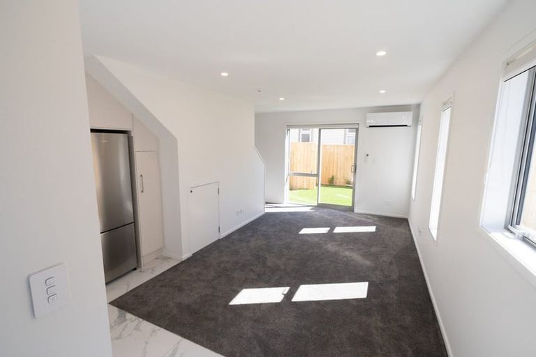 Photo of property in 4/183 Cambridge Terrace, Fairfield, Lower Hutt, 5011