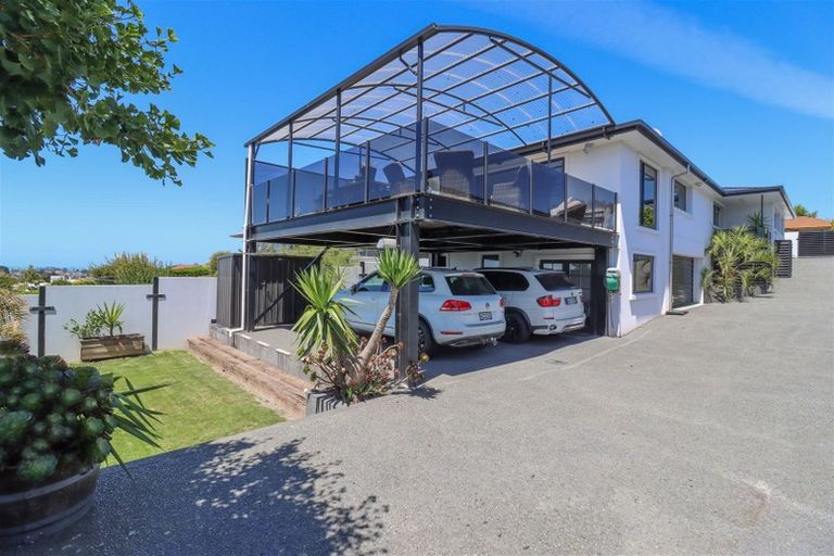 Photo of property in 219 Douglas Street, Highfield, Timaru, 7910