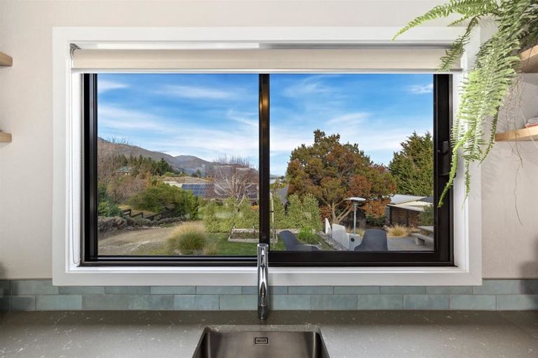 Photo of property in 275 Lakeview Terrace, Lake Hawea, Wanaka, 9382