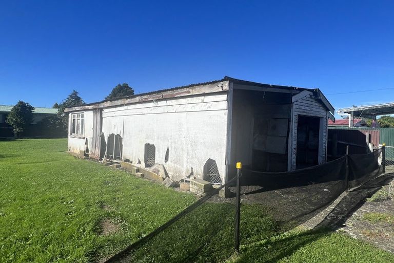 Photo of property in 24 Thyra Street, Dannevirke, 4930