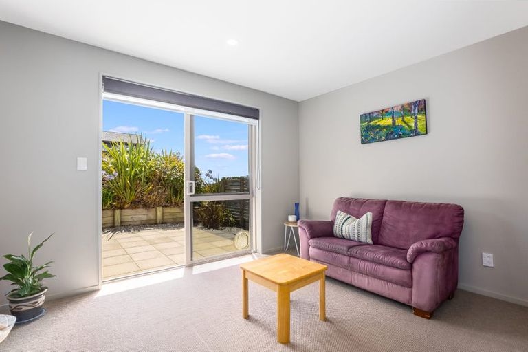 Photo of property in 1 Milford Street, Aotea, Porirua, 5024