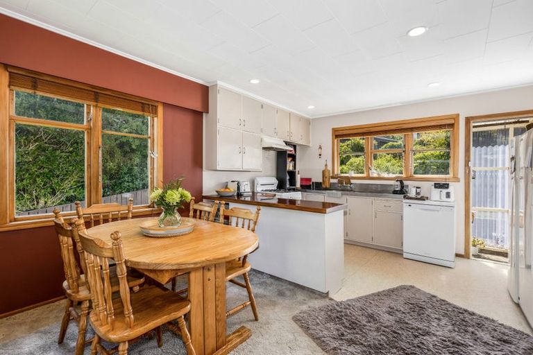 Photo of property in 8 Braemar Terrace, Johnsonville, Wellington, 6037