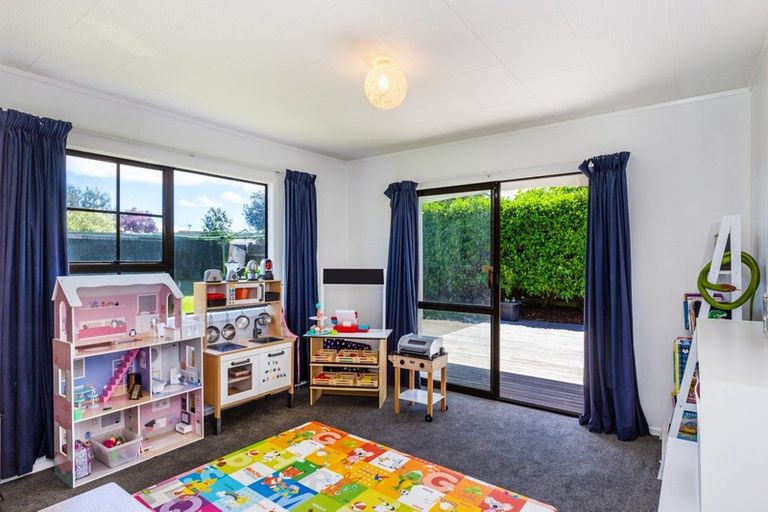 Photo of property in 96 Hyde Avenue, Richmond Heights, Taupo, 3330