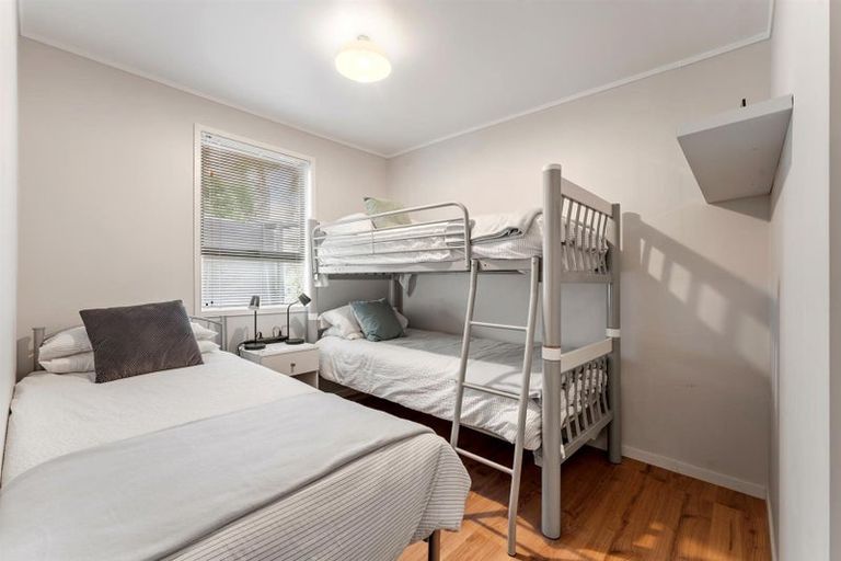 Photo of property in 70 Omaha Drive, Omaha, 0986