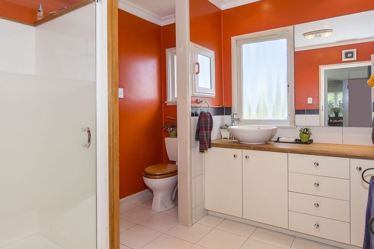 Photo of property in 100 Mansels Road, Parkvale, Tauranga, 3112