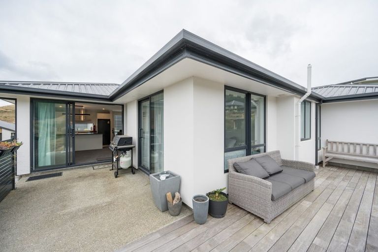 Photo of property in 25 Huntaway Close, Stoke, Nelson, 7011