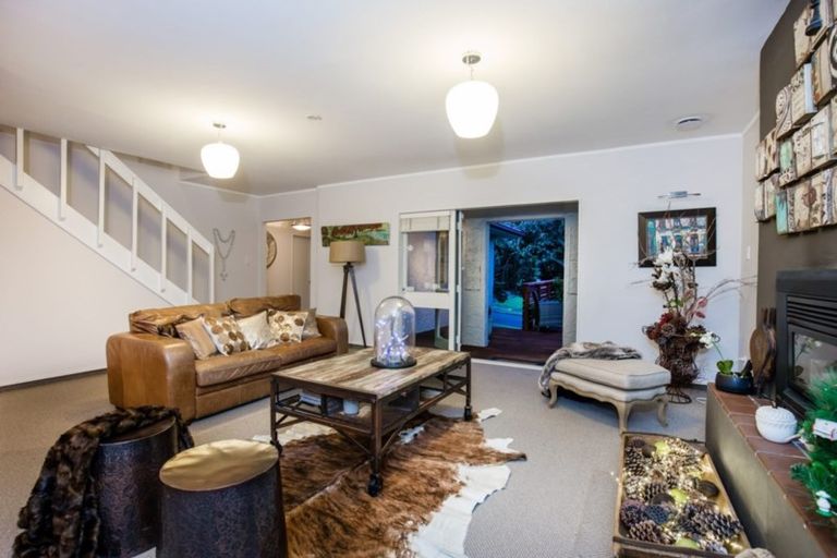 Photo of property in 38 Wyoming Avenue, Murrays Bay, Auckland, 0630