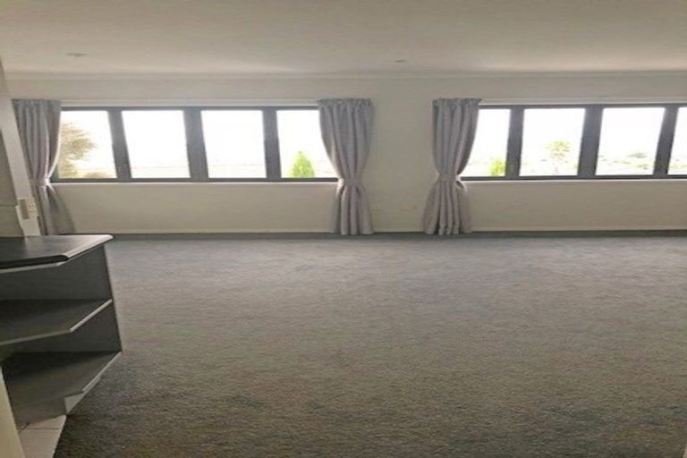 Photo of property in 7 Lizzie Lane, Clover Park, Auckland, 2019