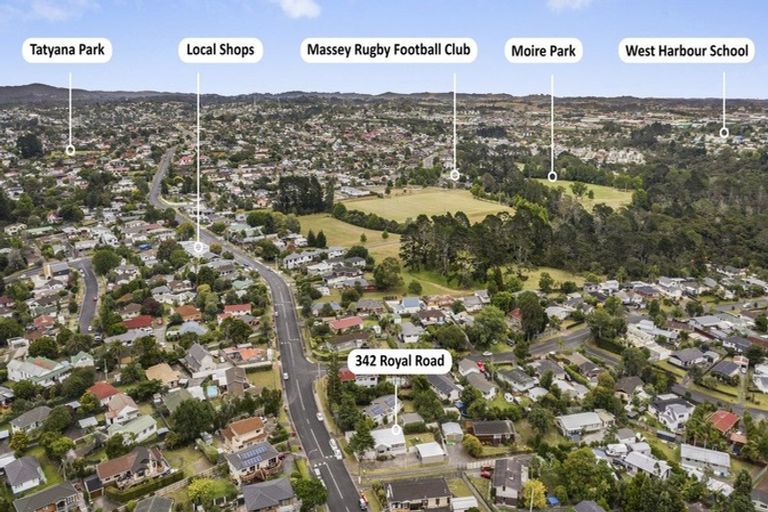 Photo of property in 342 Royal Road, Massey, Auckland, 0614