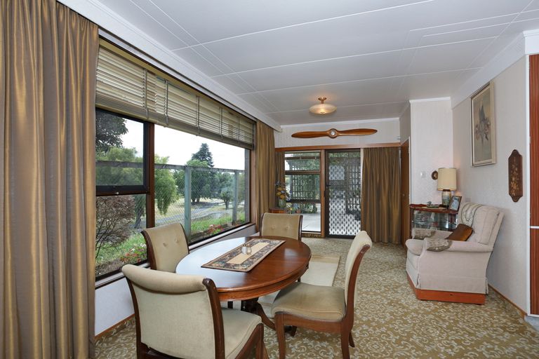 Photo of property in 19 Fitzroy Street, Terrace End, Palmerston North, 4410