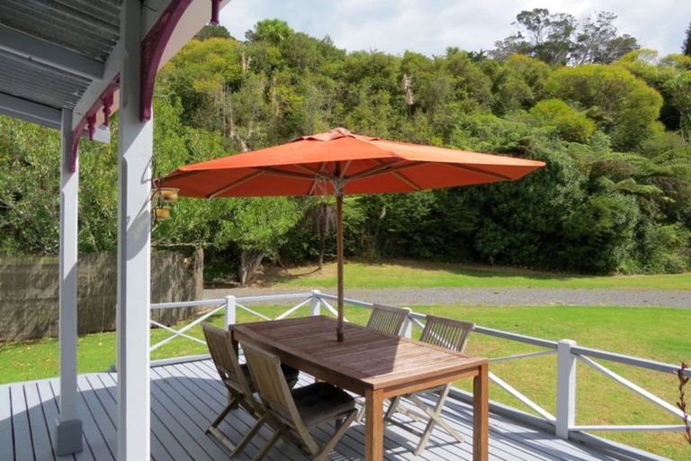 Photo of property in 229 Hauraki Road, Coromandel, 3506