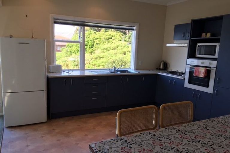 Photo of property in 6 Fettes Crescent, Seatoun, Wellington, 6022