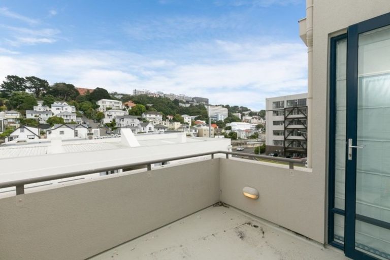 Photo of property in Anderson Apartments, 11/248 Willis Street, Te Aro, Wellington, 6011