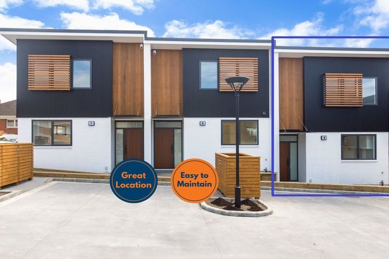 Photo of property in 12 Mokopiko Court, Beach Haven, Auckland, 0626