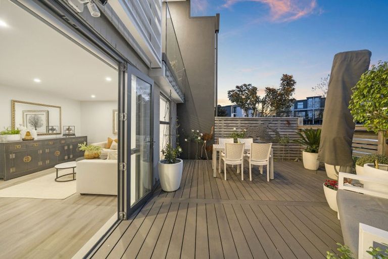 Photo of property in 2 Pottery Crescent, Hobsonville, Auckland, 0618