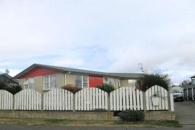 Photo of property in 73 Dover Road, Flaxmere, Hastings, 4120