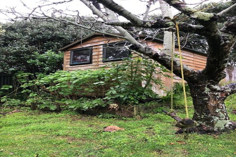 Photo of property in 64 Dale Road, Raumati South, Paraparaumu, 5032