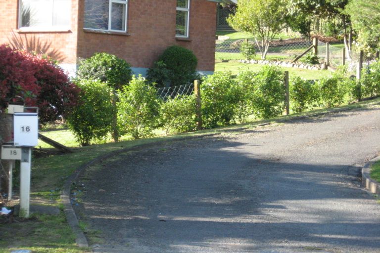 Photo of property in 16 Meadows Lane, Huntly, 3700