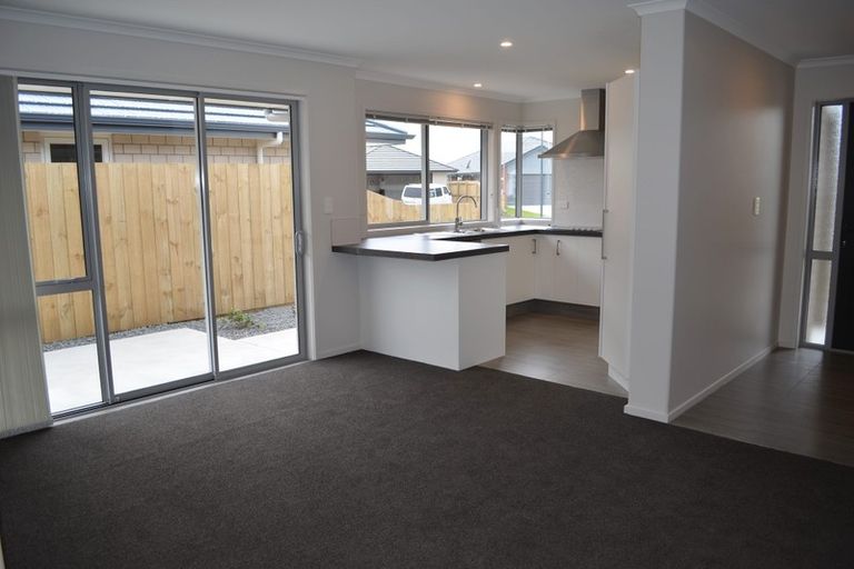 Photo of property in 39 Leet Crescent, Papamoa Beach, Papamoa, 3118