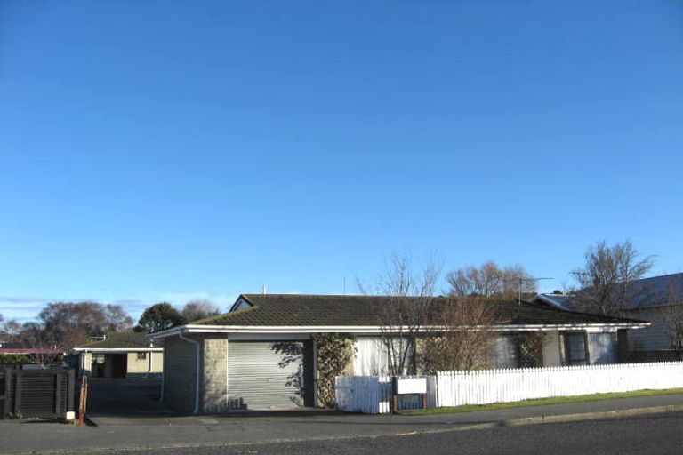Photo of property in 2/28 Sydney Street, Windsor, Invercargill, 9810