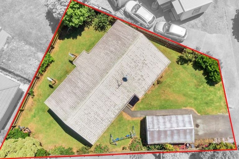 Photo of property in 6 Anglers Way, Wattle Downs, Auckland, 2102