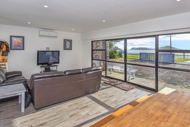 Photo of property in 1429 Clevedon Kawakawa Road, Kawakawa Bay, Papakura, 2585