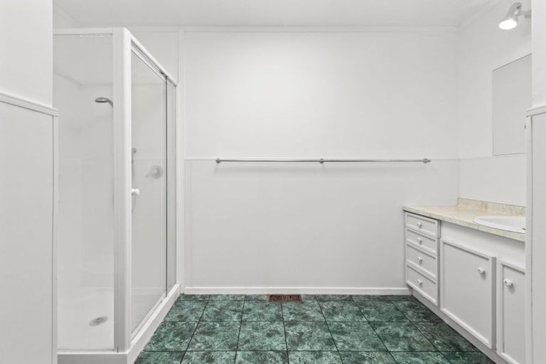 Photo of property in 114 Totara Drive, Pukete, Hamilton, 3200