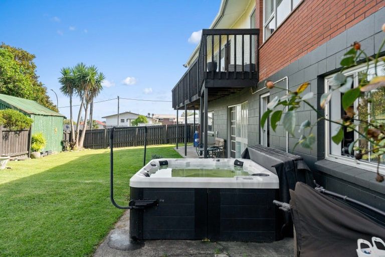 Photo of property in 15 Burgess Street, Te Aroha, 3320