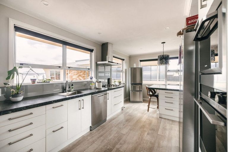 Photo of property in 390 Botanical Road, West End, Palmerston North, 4412