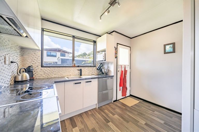 Photo of property in 5b Beryl Grove, Birchville, Upper Hutt, 5018