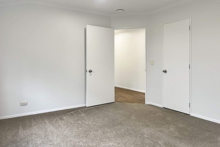 Photo of property in 121 Queens Road, Waikanae Beach, Waikanae, 5036