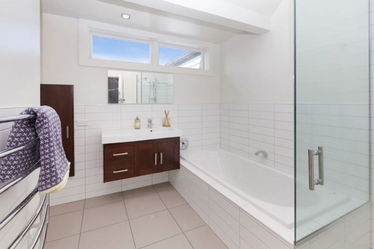 Photo of property in 18 Allister Avenue, Merivale, Christchurch, 8014