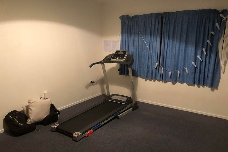 Photo of property in 12 Tralee Place, Johnsonville, Wellington, 6037