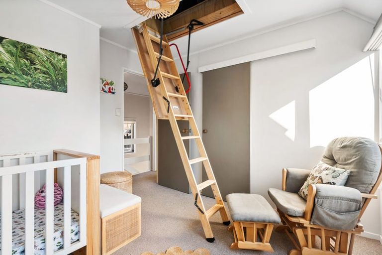 Photo of property in 8/65 Rangatira Road, Beach Haven, Auckland, 0626