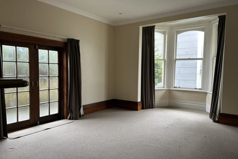 Photo of property in 107 Pirie Street, Mount Victoria, Wellington, 6011