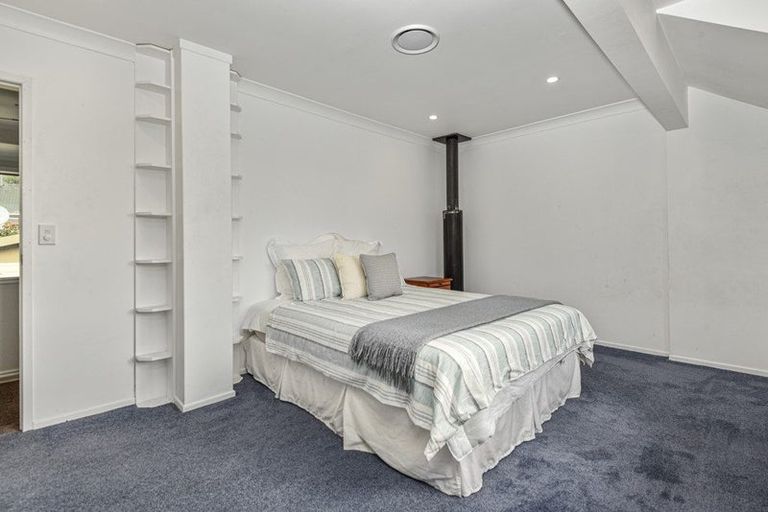 Photo of property in 8 Janet Place, Lynmore, Rotorua, 3010