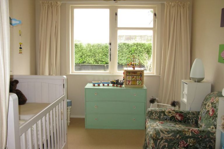 Photo of property in 82 Arimu Road, Papakura, 2110