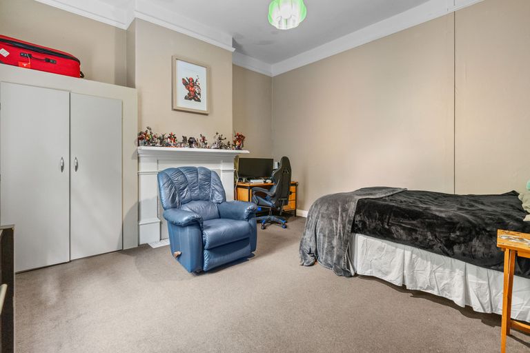Photo of property in 24 Neidpath Road, Mornington, Dunedin, 9011