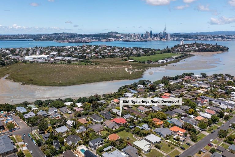 Photo of property in 50a Ngataringa Road, Devonport, Auckland, 0624